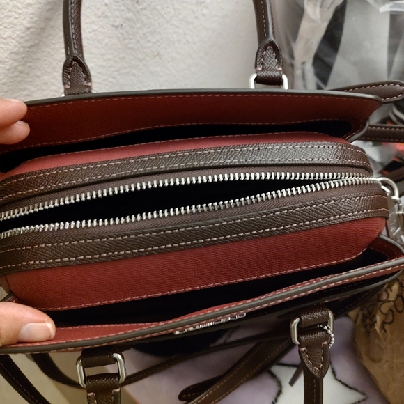 Coach raspberry - Picture 2 of 3